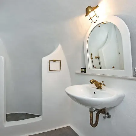 Apartment Revelis & Canava *