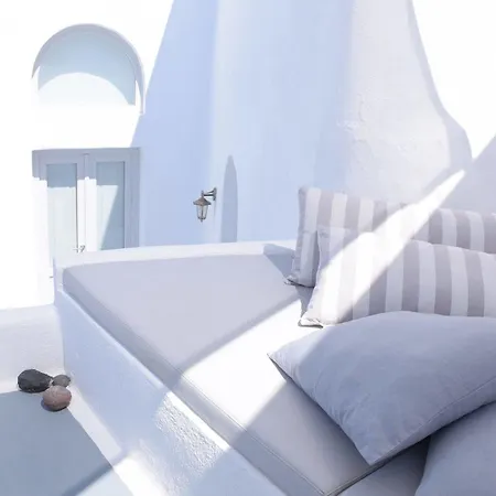 Revelis & Canava * Fira (Santorini)