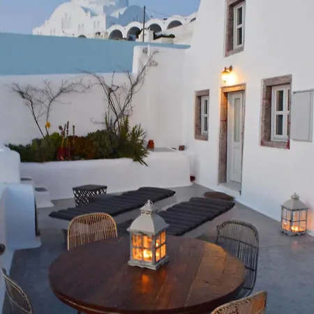 Revelis & Canava Fira (Santorini)